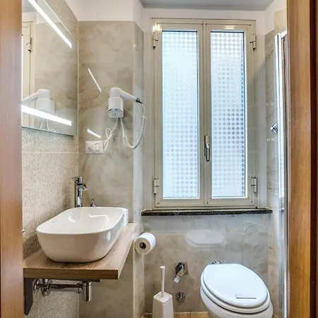 Appartamento Fontana Di Trevi Charming Cir 15280 *