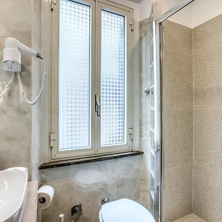 Fontana Di Trevi Charming Cir 15280 Roma