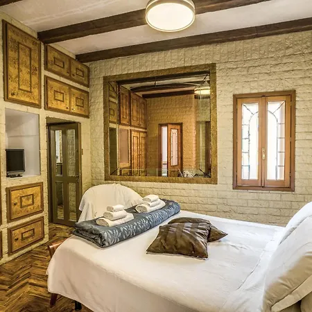 Fontana Di Trevi Charming Cir 15280