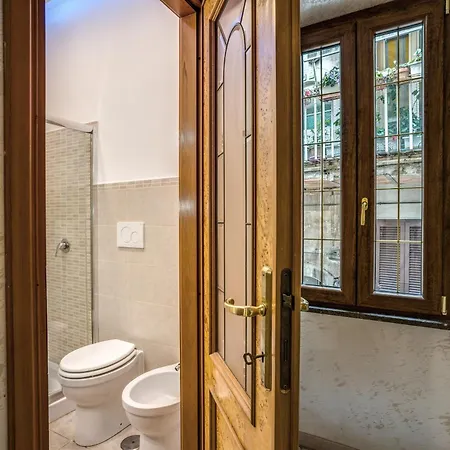 Appartamento Fontana Di Trevi Charming Cir 15280 *