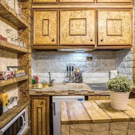 Appartamento Fontana Di Trevi Charming Cir 15280 Roma