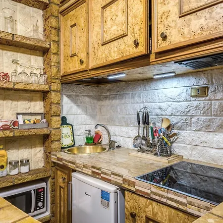 Appartamento Fontana Di Trevi Charming Cir 15280