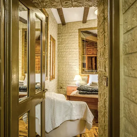 Appartamento Fontana Di Trevi Charming Cir 15280 *